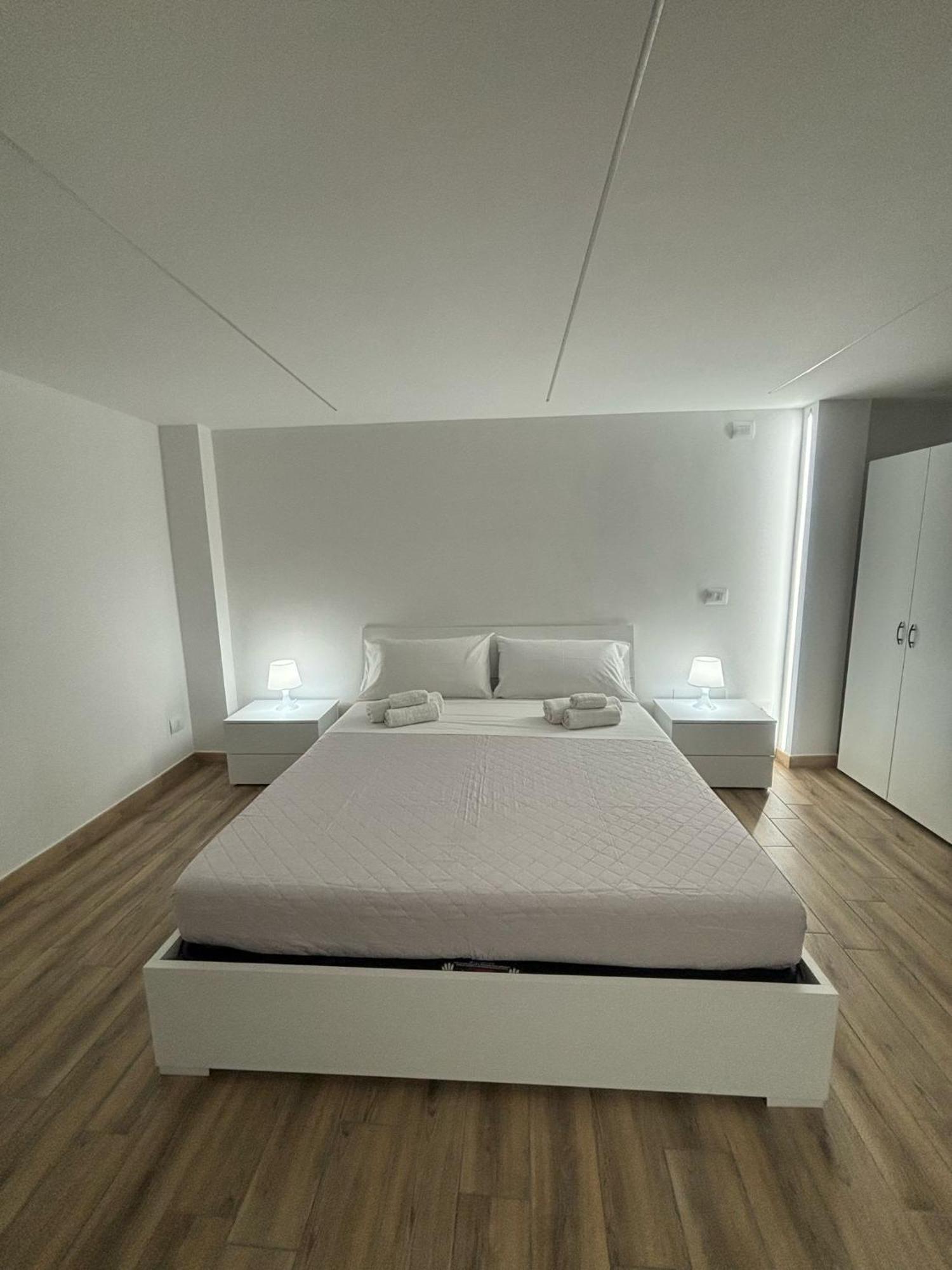 Carmen'S House Bed & Breakfast Nettuno Bagian luar foto