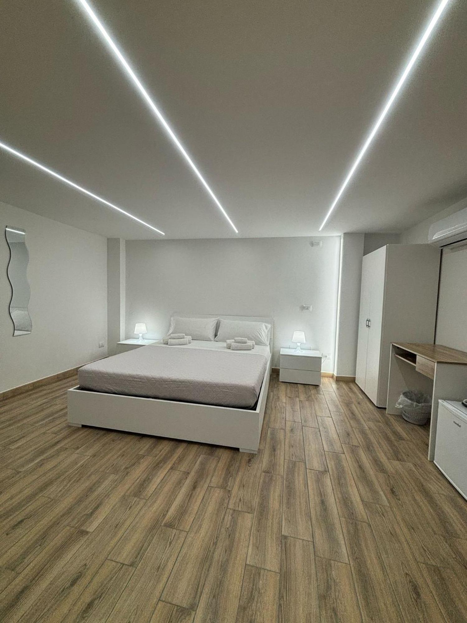 Carmen'S House Bed & Breakfast Nettuno Bagian luar foto