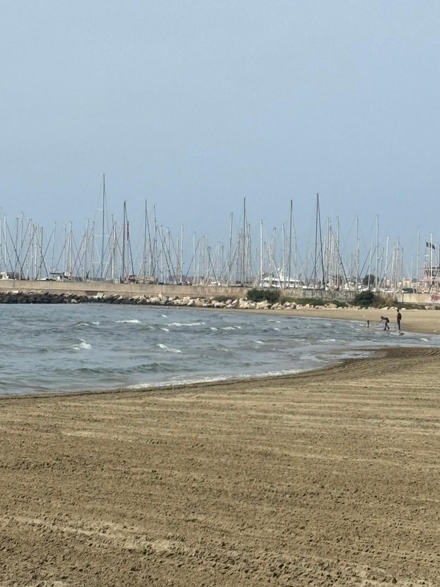 Carmen'S House Bed & Breakfast Nettuno Bagian luar foto